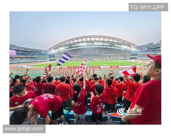 春节晚会足球明星齐聚一堂展现精彩才艺与激情瞬间